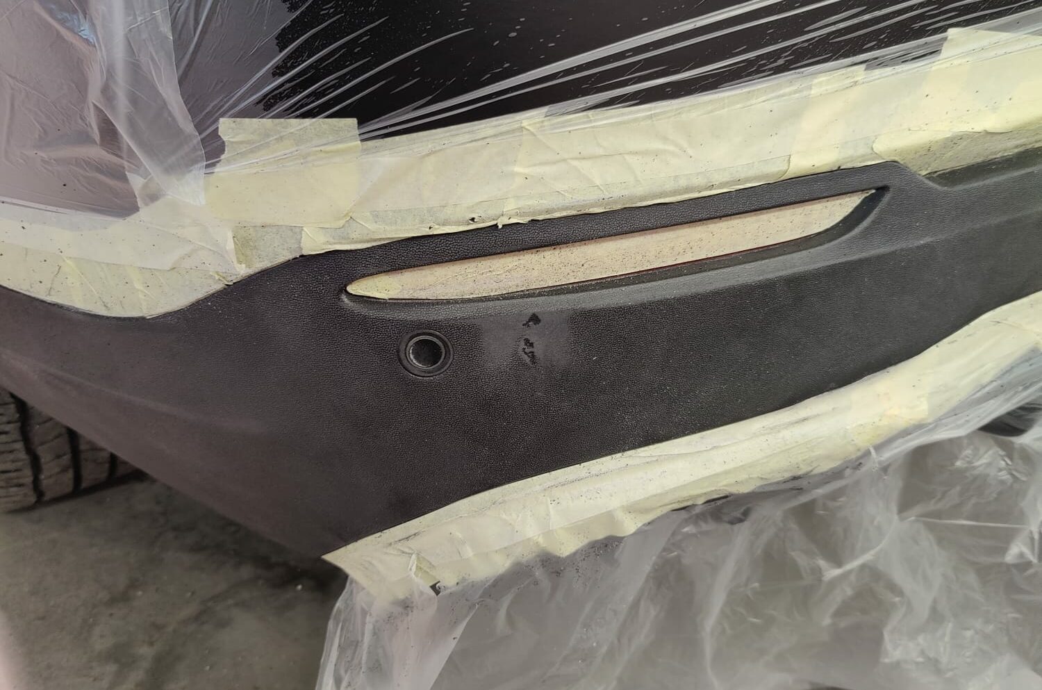 Clean'Ride - Rénovation esthétique & nettoyage automobile clean ride renovation plastique pare choc avant (2)