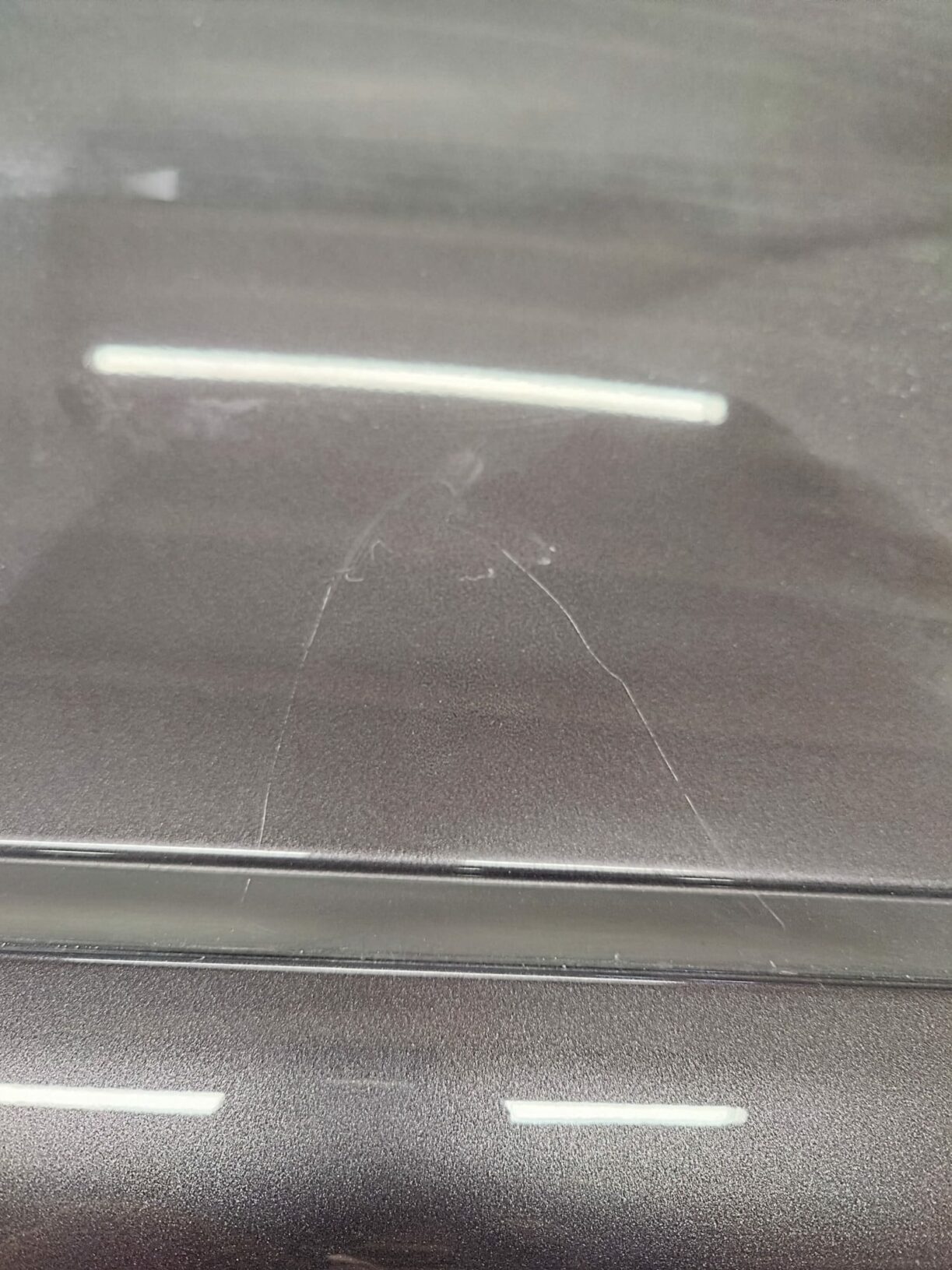 Clean'Ride - Rénovation esthétique & nettoyage automobile Rénovation carrosserie et élimination de rayures sur toit de voiture - Clean'Ride Hérault